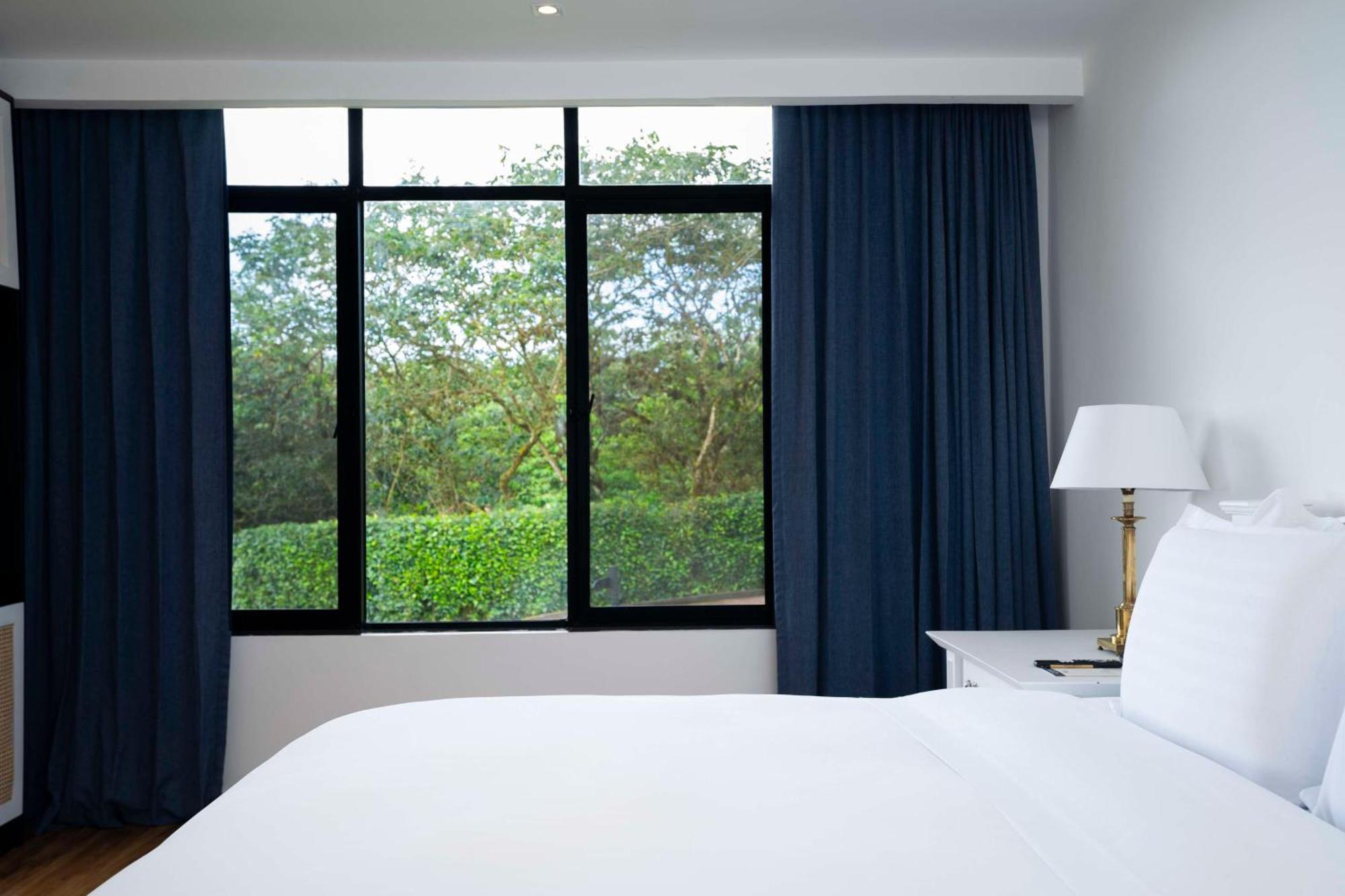 Royal Palm Galapagos, Curio Collection Hotel By Hilton Bellavista  Екстер'єр фото